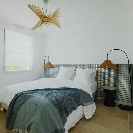 Villa Villa Climatisee Proche Mer, 4 Chambres Et 4 Salles De Bain