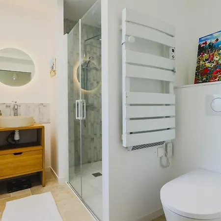 Villa Climatisee Proche Mer, 4 Chambres Et 4 Salles De Bain Villa Le Bernard
