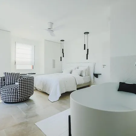 Villa Villa Climatisee Proche Mer, 4 Chambres Et 4 Salles De Bain